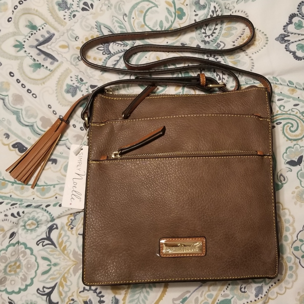NWT Simply Noelle Crossbody